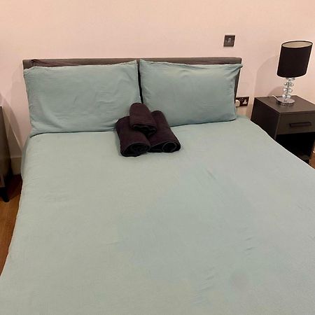Stunning Rooms By Nine Elms Station London Eksteriør bilde