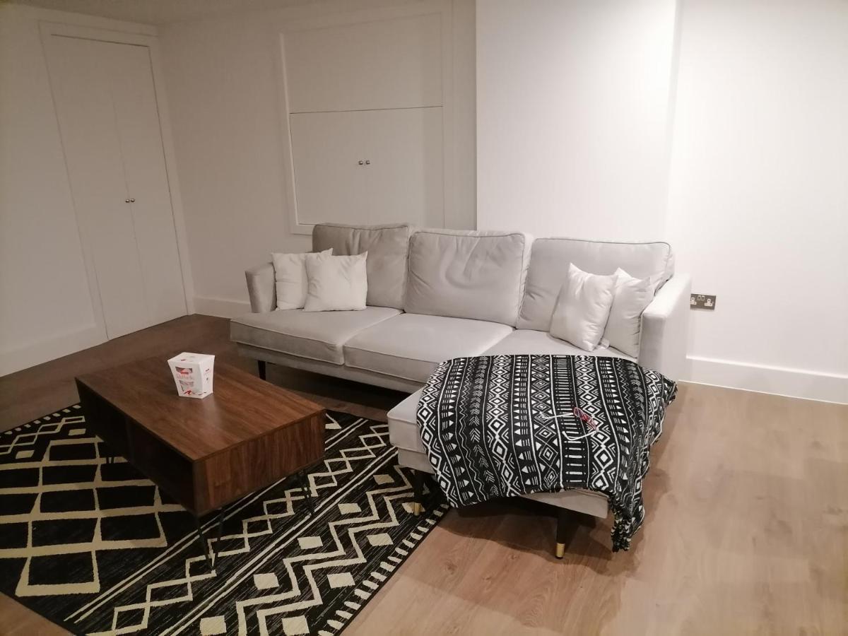 Stunning Rooms By Nine Elms Station London Eksteriør bilde