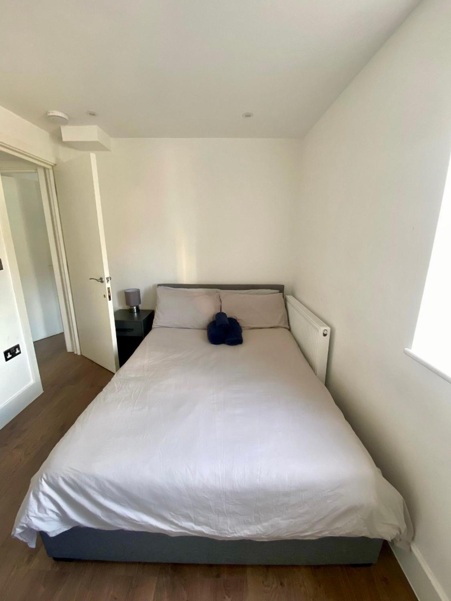 Stunning Rooms By Nine Elms Station London Eksteriør bilde